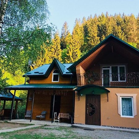 Садиба У Брусків Mizhhirya  Eksteriør bilde
