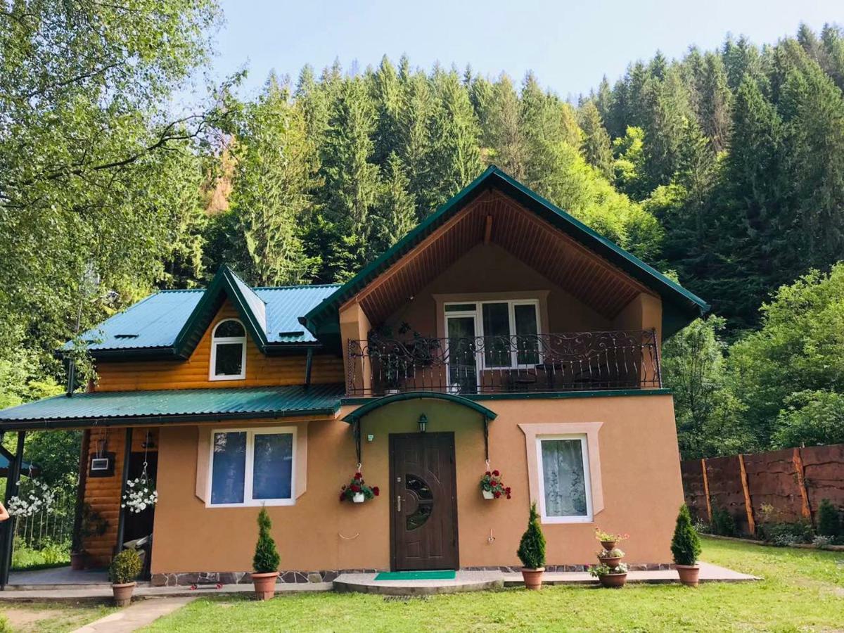Садиба У Брусків Mizhhirya  Eksteriør bilde